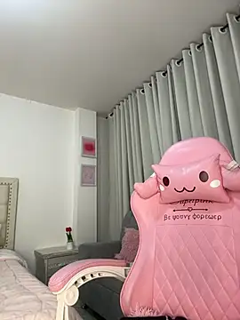 itsmadely live cam on StripChat