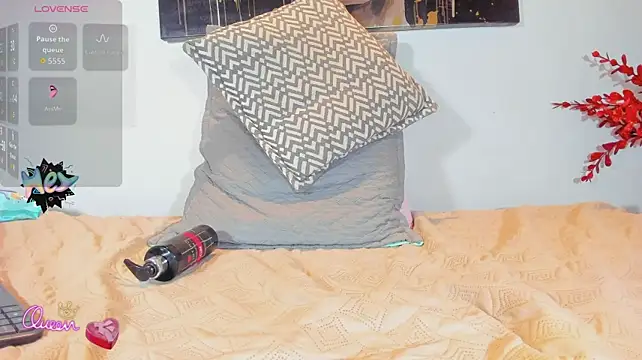 Karlaliones69 webcam