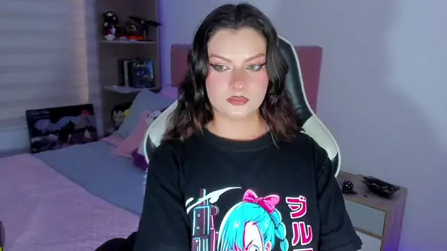 OphelianaRose33 webcam