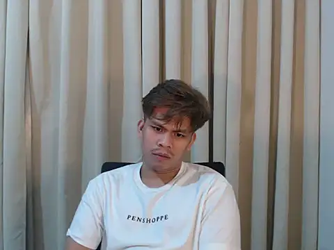 cumwhat_me webcam