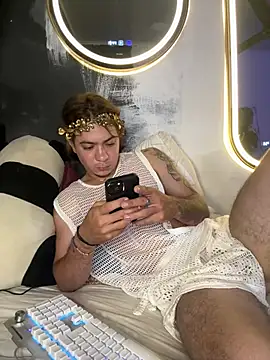 AngelLatinBoy webcam