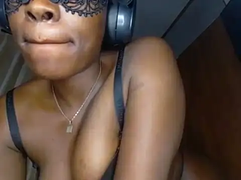 DarkSugar11 webcam