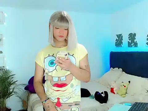 ZoeSchmmit webcam