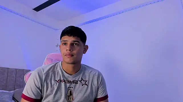 Adrian_Prime_ webcam