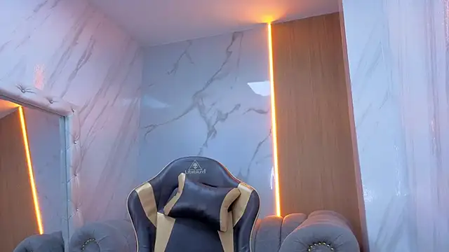 Lola_roses_tf webcam