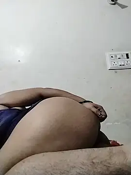 Lovely__Pinki webcam