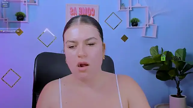 amanda_striking webcam