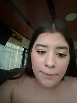 Lily_Valencia webcam
