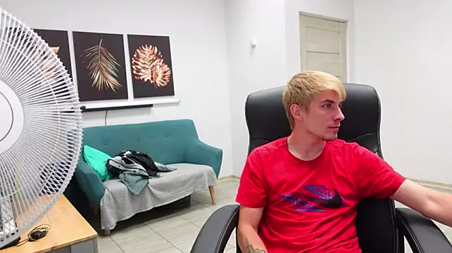 Logan_Falk webcam