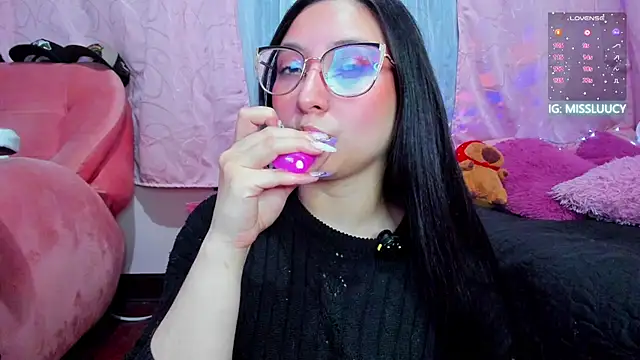 lucy_neil webcam