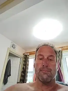 handsomedad69 webcam