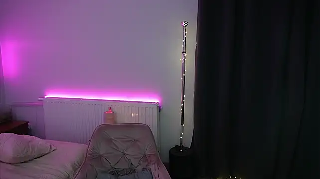 KatyaFox webcam