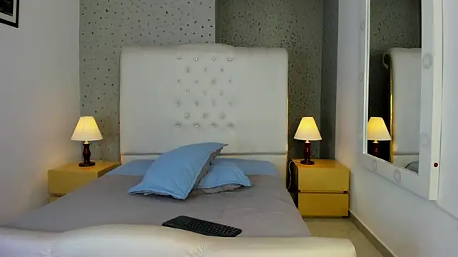 CameliaMilf webcam