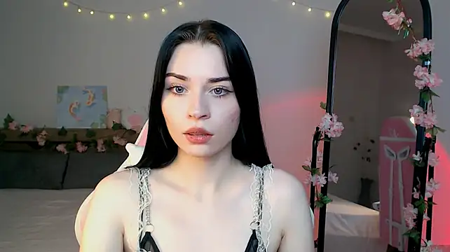 Tina_Charm webcam