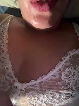 Ahlam_louva webcam