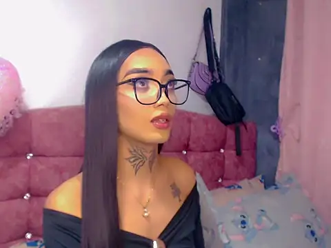 Dary_Bloom webcam