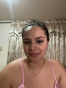 Tayler_Kim webcam