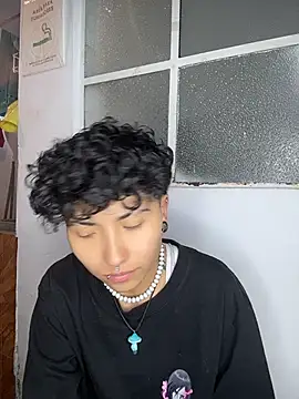 ian_mathias_ webcam