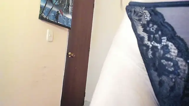 Lucy_Doll85 webcam