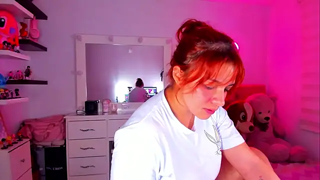 Vannessa__Shy