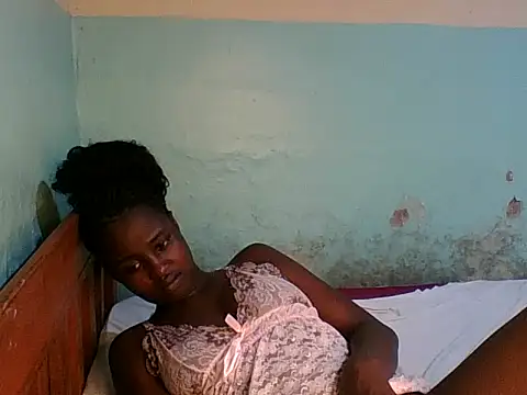 Sexxy-skinny webcam