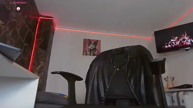 Thonydupont live cam on StripChat