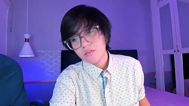 Tsuki_Maru webcam