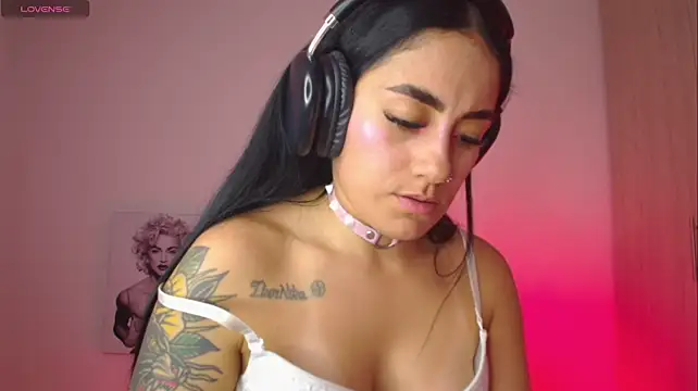 Millie_bobby webcam