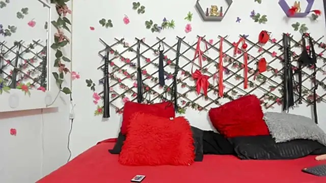 1lovelygirls (Ask my age) - SHOW ASHOLE
