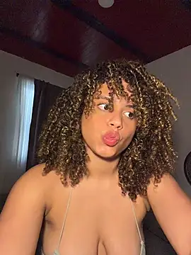 KittyTwerk_2 webcam