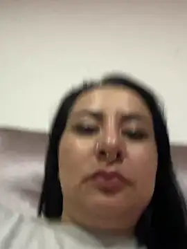 Abril_Luv webcam