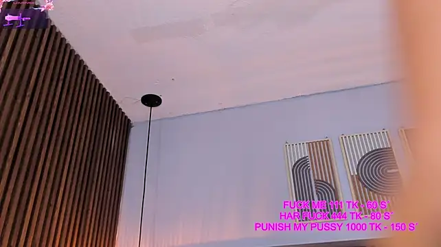 Ashleyy23x live cam on StripChat