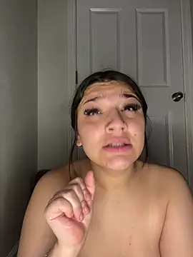 treasurebabii live cam on StripChat