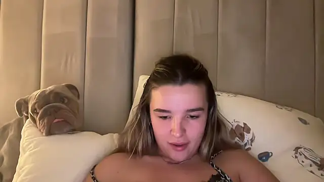 maisiesmithx (Ask my age) - hey mai