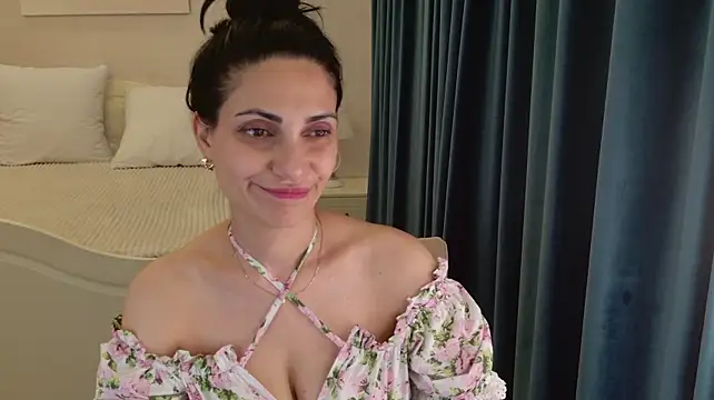 lovelybeatrice (F milf) - for a new bag