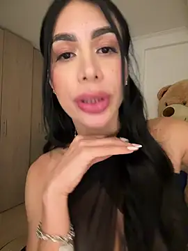 mckenzieklein live cam on StripChat