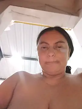 horny-mommy-dirty (F milf) - cum outdoor