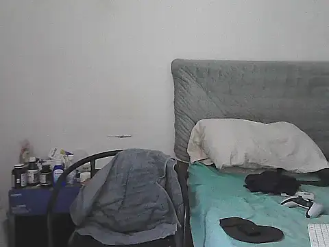 alphalatinobearx live sex cam
