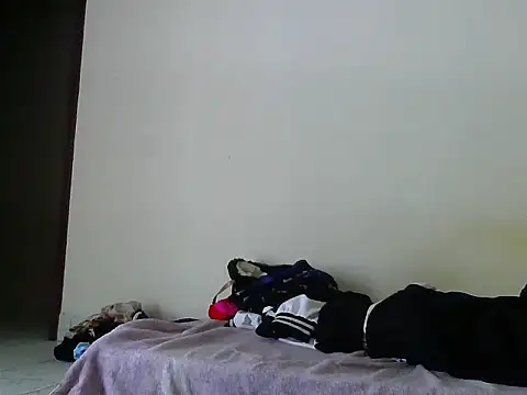 coco_bloom (F young) - TWERK