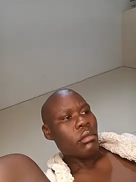 MINNYIRI live cam on StripChat