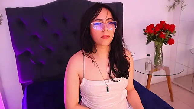 Domenica_Dupont live cam on StripChat