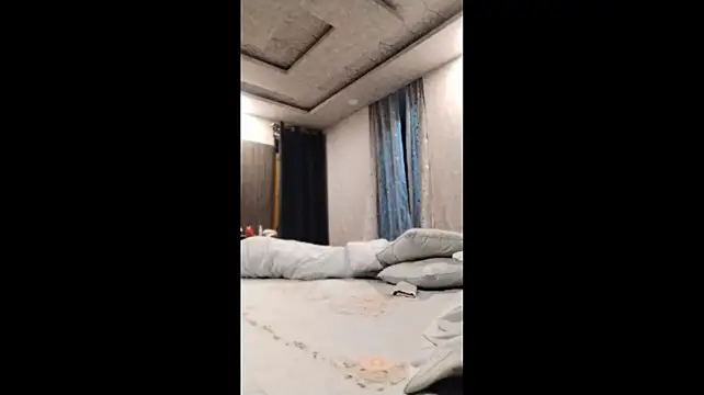 hairy_macho90 live sex cam
