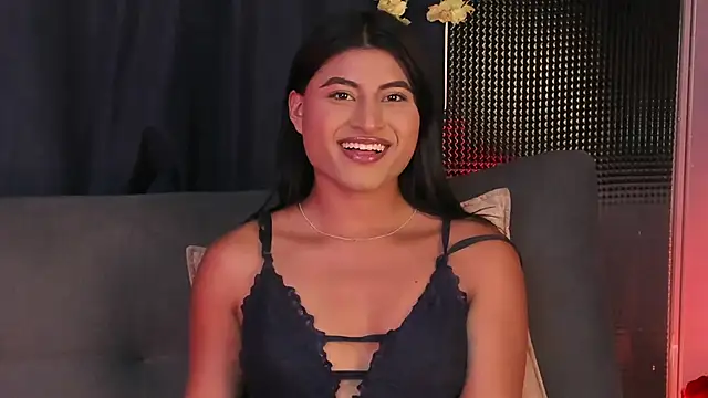 Michelle_Narvaez live cam on StripChat