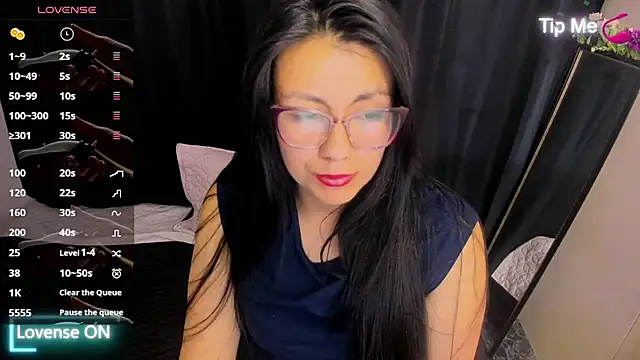 Valeri_bj live cam on StripChat