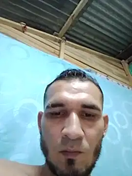 junior_926 live cam on StripChat