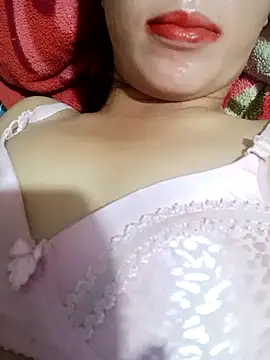 PIPIEBABY202 live cam on StripChat