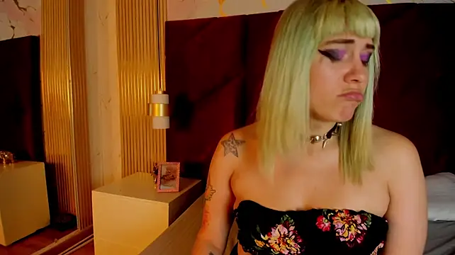 Marye_Morgan live cam on StripChat