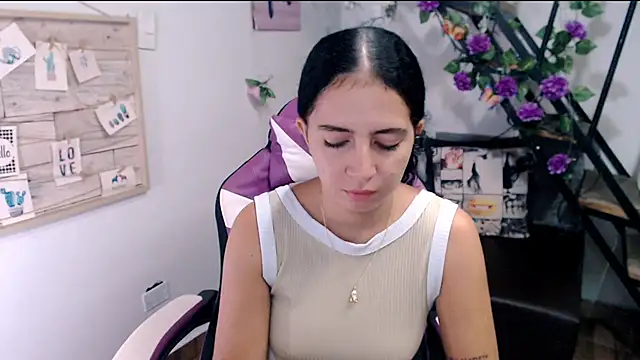 samantha_baby_ live cam on StripChat