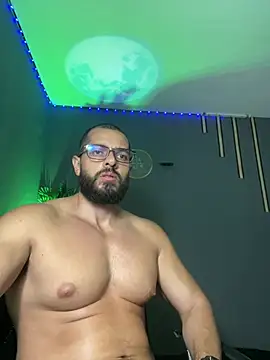 magnumchris (Ask my age) - smoke T, jerking and play hole