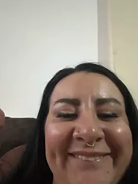 Abril_Luv webcam